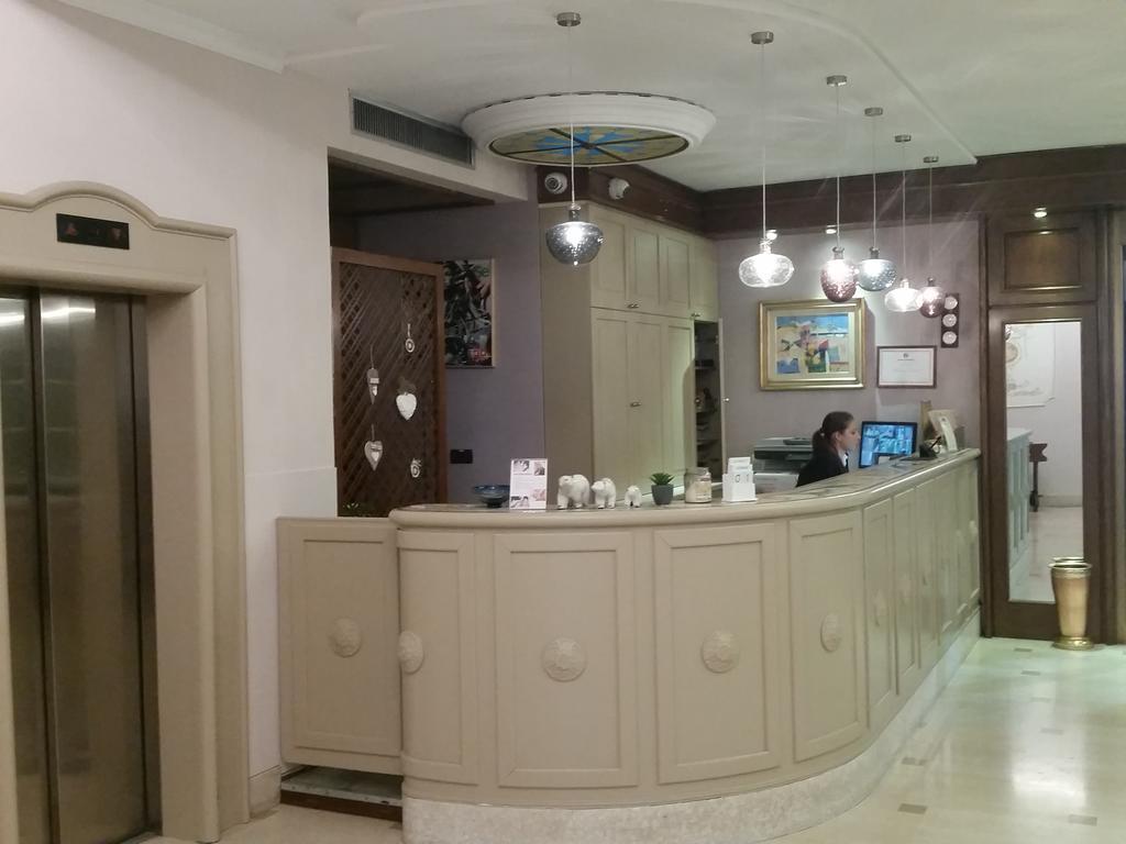 Hotel Palazzo Lovera Cuneo Dış mekan fotoğraf